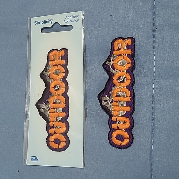 Variety of patches - Picture 4 of 7